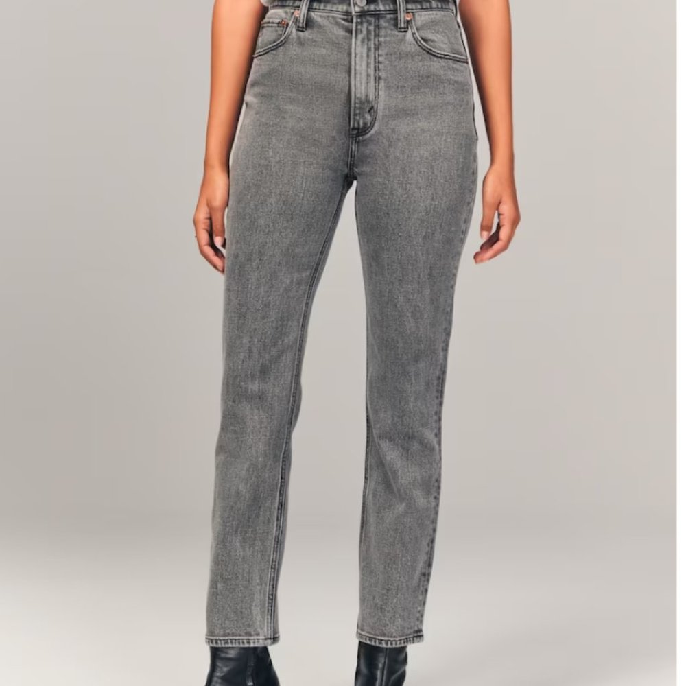 Abercrombie Ultra High Rise Ankle Straight Jean - Grey/Black Size 27